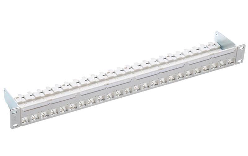 R&M Panneau de brassage 24 ports Cat. 6A 1HE 19 non blindé, vide