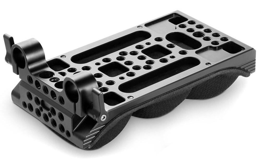 Smallrig Adaptateur Universal Shoulder Pad Avec un RailBlock de 15 mm