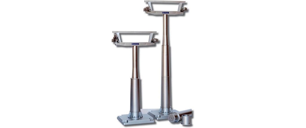 Jägerndorfer Poteaux de téléphérique triple 1:32 Argent