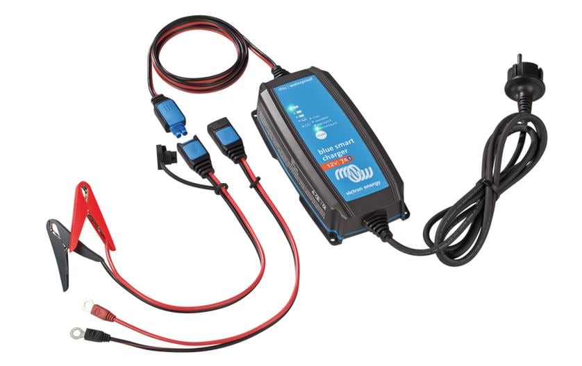 Victron Chargeur de batterie Blue Smart IP65 12V 7A