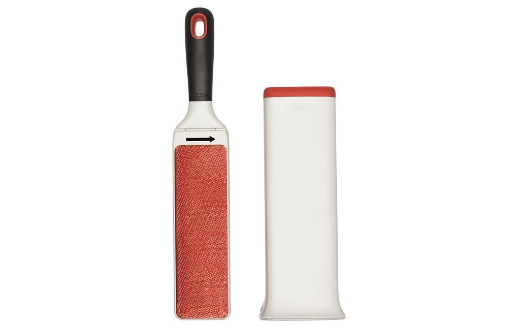 Oxo Good Grips Brosse de nettoyage pour les meubles Rouge