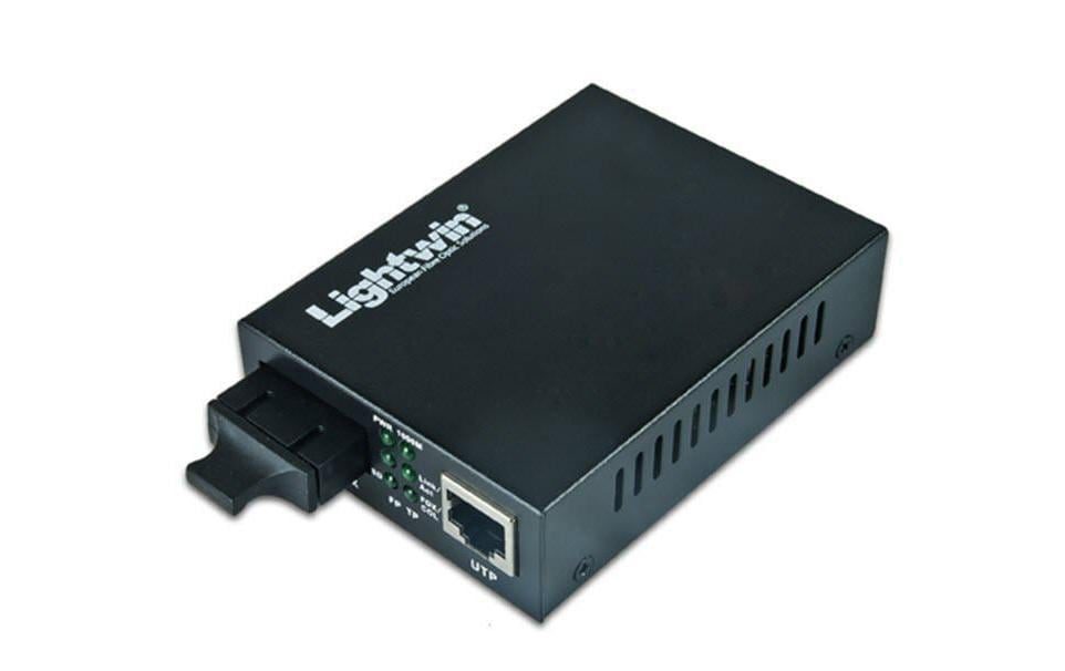 Lightwin Convertisseur de médias LWC 10/100 MM SC
