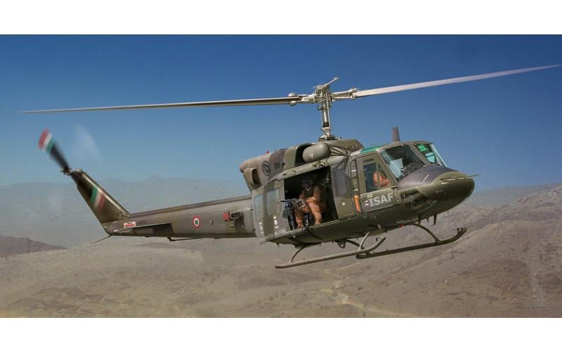 Italeri Kits de montage AB 212 /UH 1N 1:48