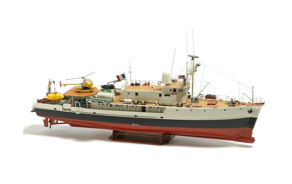 Billing Boats Kits de montage Bateau de recherche Calypso, 940 mm 1:45