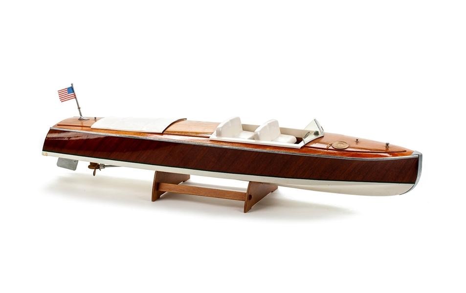 Billing Boats Kits de montage Bateau de course Phantom, 690 mm 1:15
